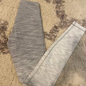 Lululemon wunder under leggings!